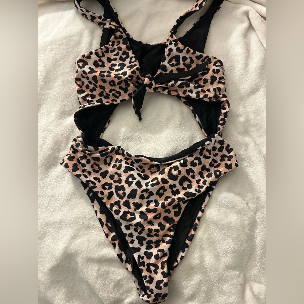 Cheetah Print Cut out one piece